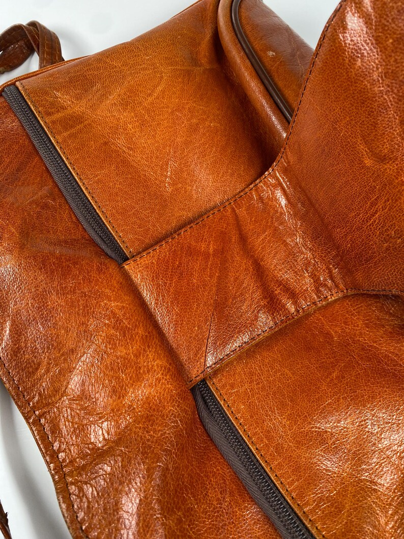 Vintage Brown Leather Handbag Cognac Leather Shoulder Bag Classic Leather Satchel 90s Vintage Leather Purse Everyday Bag image 11