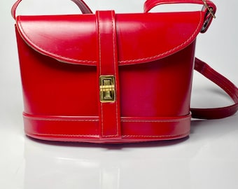 Vintage Red Structured Shoulder Bag 80s Retro Boxy Purse Crossbody Minimalist Classic Small Handbag Statement Bag For Everyday