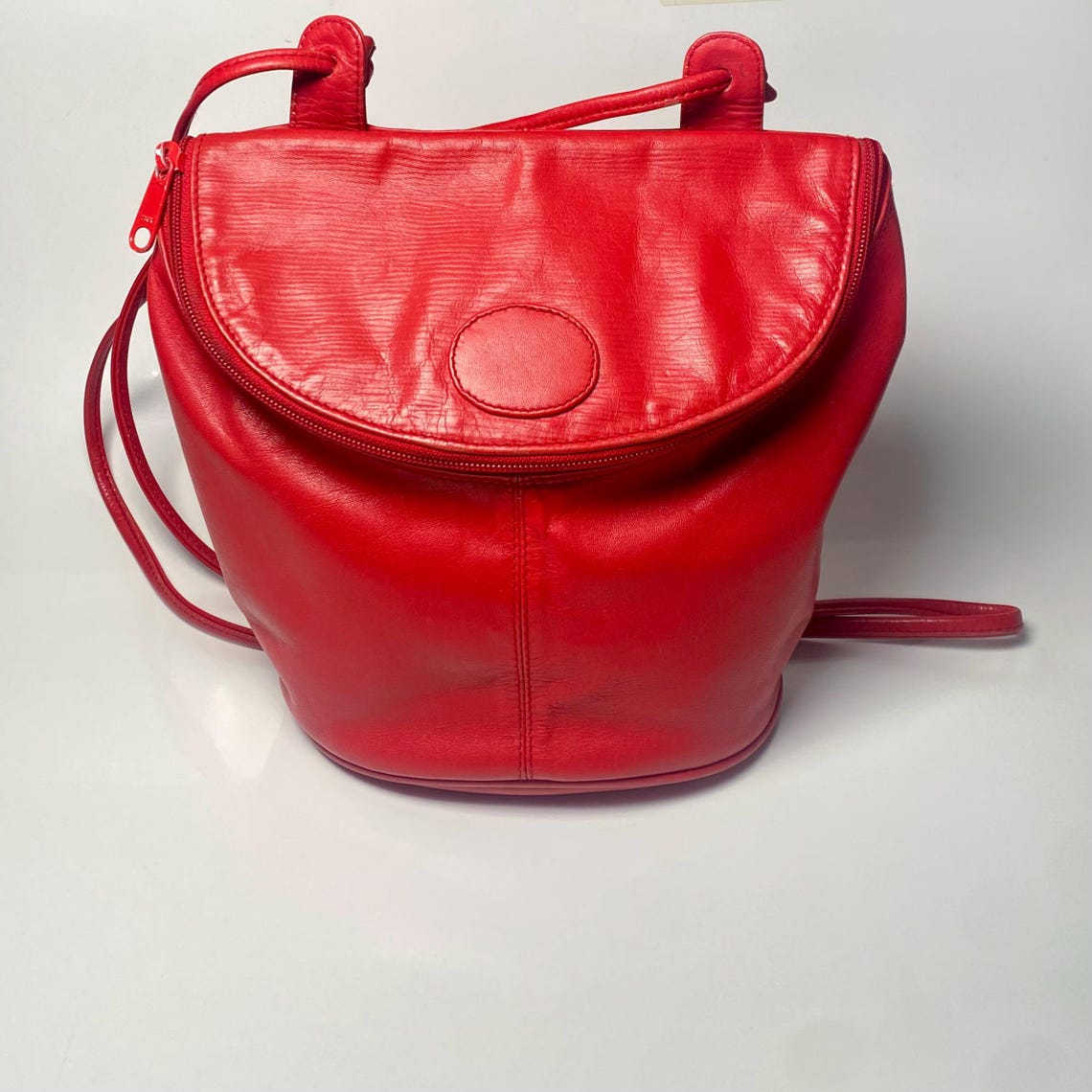 Vintage Red Leather Crossbody Bag Princess 80s Minimal Shoulder Bag Soft Leather Handbag Retro Everyday Purse Small Handbag For Everyday, foto 4 di 5