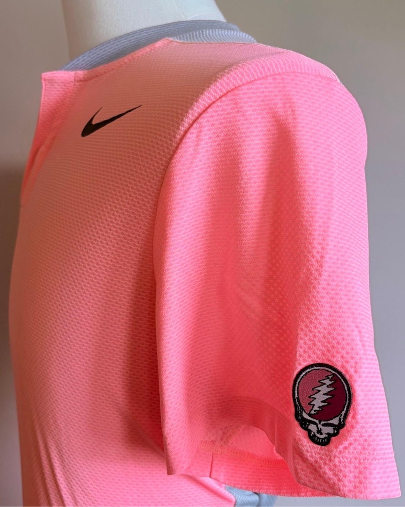 Camiseta de golf Nike Dri-Fit "Roba tu cara" de Grateful Dead (talla M) imagen 2