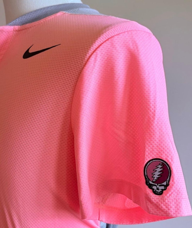 Camiseta de golf Nike Dri-Fit "Roba tu cara" de Grateful Dead (talla M) imagen 1