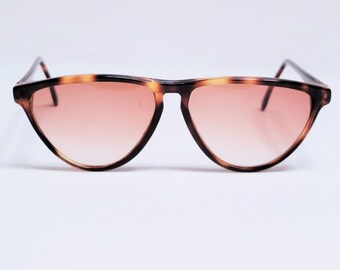 Vintage Tura 1980's Tortoise Cat Eye Eyeglasses