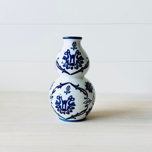 Bombay White and Blue Vases Etsy