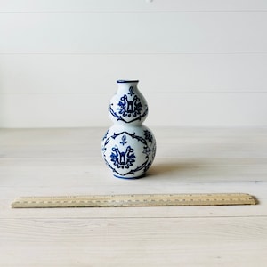 Bombay Blue and White Bud Vase image 7