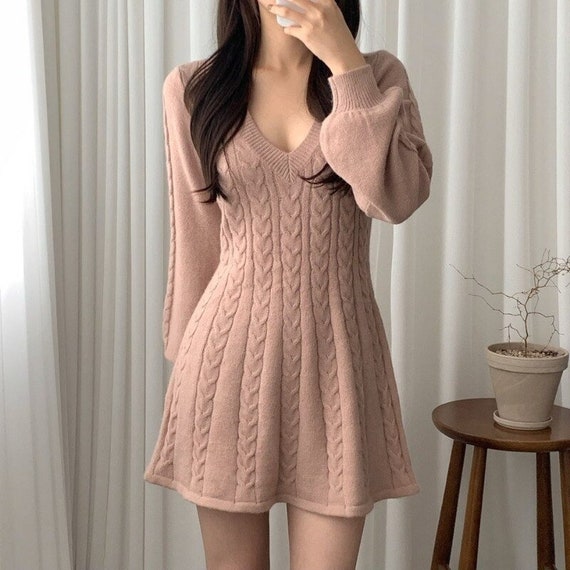 V-neck Knit Lantern Sleeve Sweater 