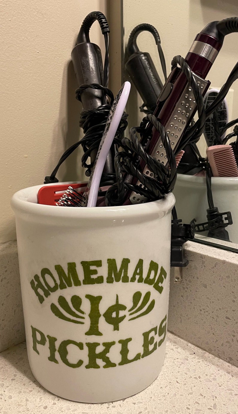 Monicas Pickle Utensil Holder Replica Etsy