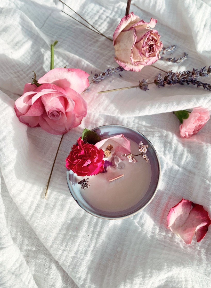 Amores, Bougie Énergétique Amour Inconditionnel - 70Ml 28H de Magie | Combustion