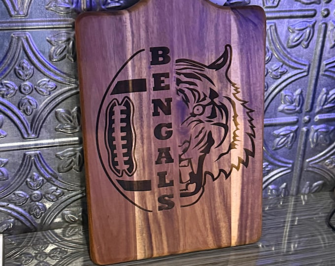 Cincinnati Football Engraved Acacia Cutting Board – Tiger Design