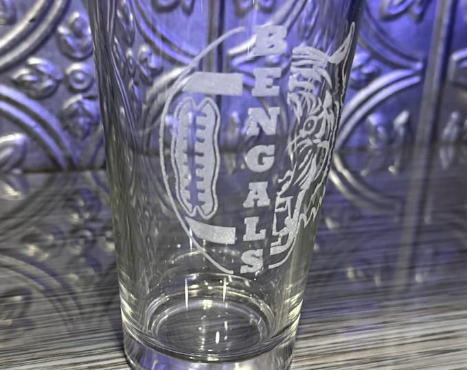 Cincinnati Football Engraved Pint Glass – Tiger Design