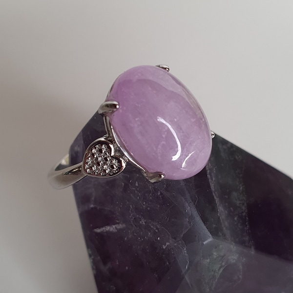 Oval Kunzite Ring, Handmade Kunzite Ring, Choose Your Size