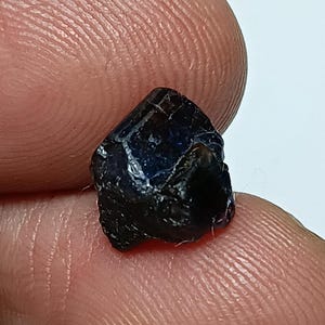 Natural Tanzanite Raw Genuine Tanzanite Raw Weight-4carat Tanzanite From Tanzania Tanzanite Rough Gemstone /TZ9120
