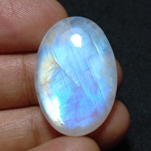 Oval Blue Rainbow Moonstone Cabochon: 40 Carat Loose Gemstone