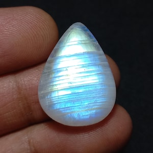 Pear Blue Rainbow Moonstone Cabochon: Loose Gemstone (19x26x6mm, 26 Cts)