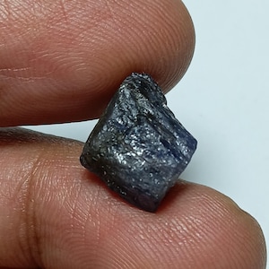 Raw Tanzanite Gemstone: 11 Carat Rough Crystal from Tanzania