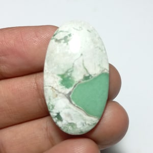 Australian Variscite Oval Cabochon: Natural Green Gemstone (21x36x5mm)
