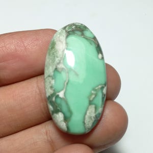 Australian Variscite Cabochon: Natural Oval Green Gemstone (20x36x8mm, 44cts)