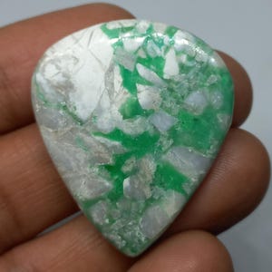 Australian Variscite Pear Cabochon: Green Gemstone for Jewelry Making (33x38x6mm, 56cts)