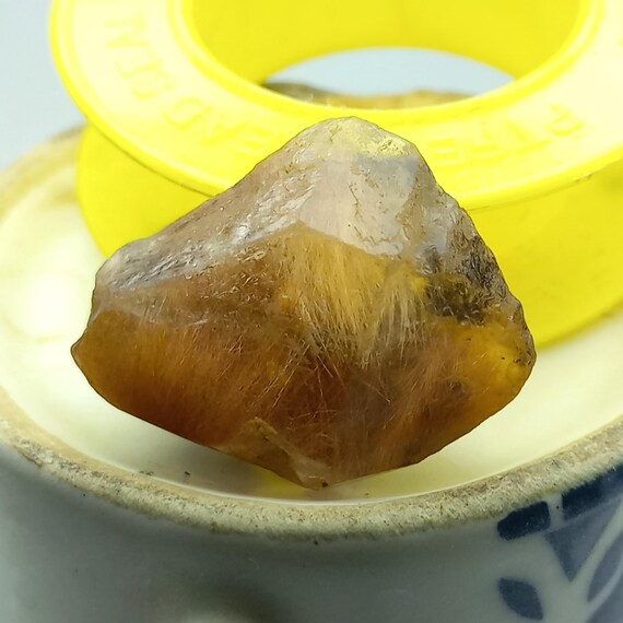 Rabbit Hair Golden Rutile Crystal Raw: 56ct Bio-Colour Rutilated Quartz