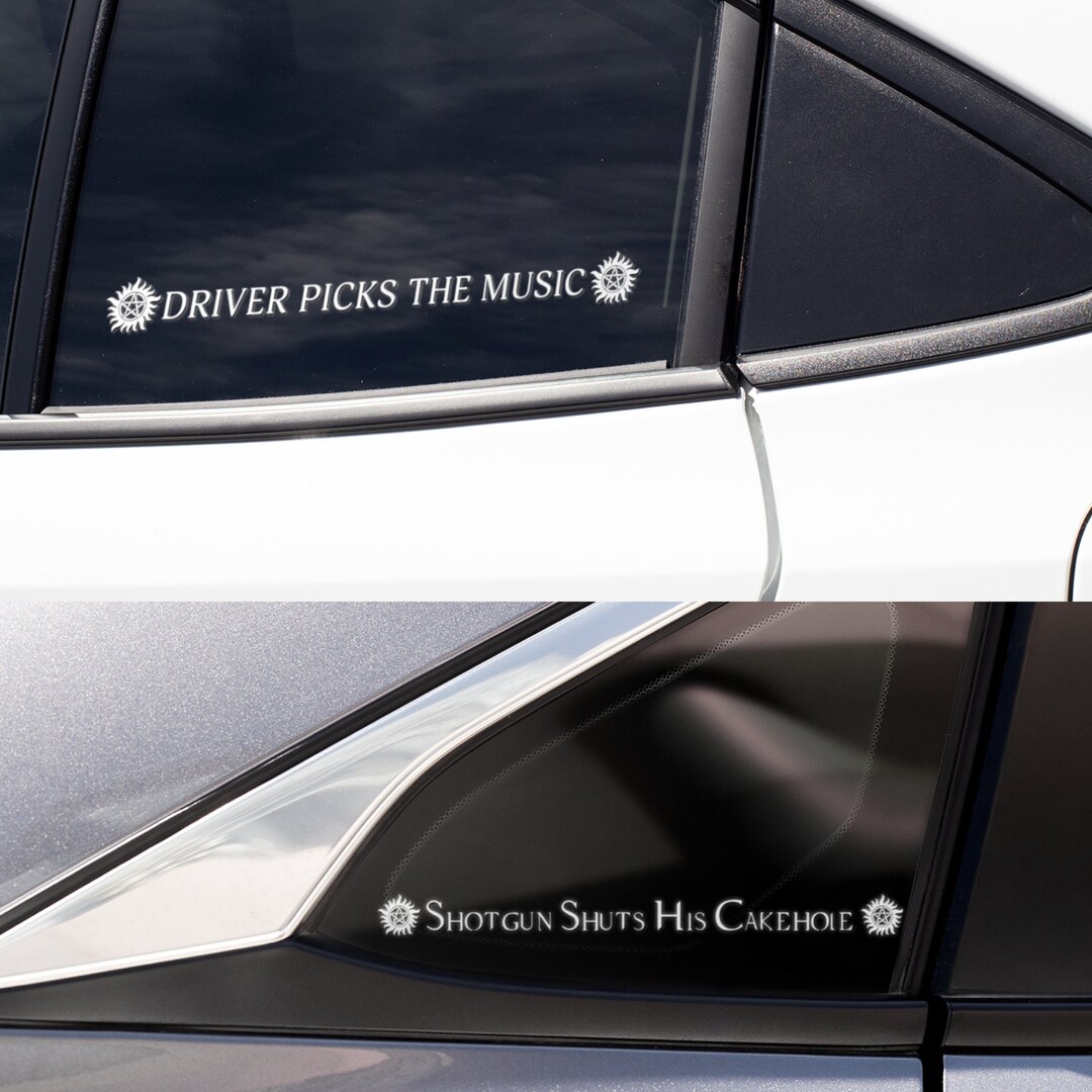 Autocollant Vinyle Holographique Supernatural - 'conducteur Surnaturel Choisit La Musique'