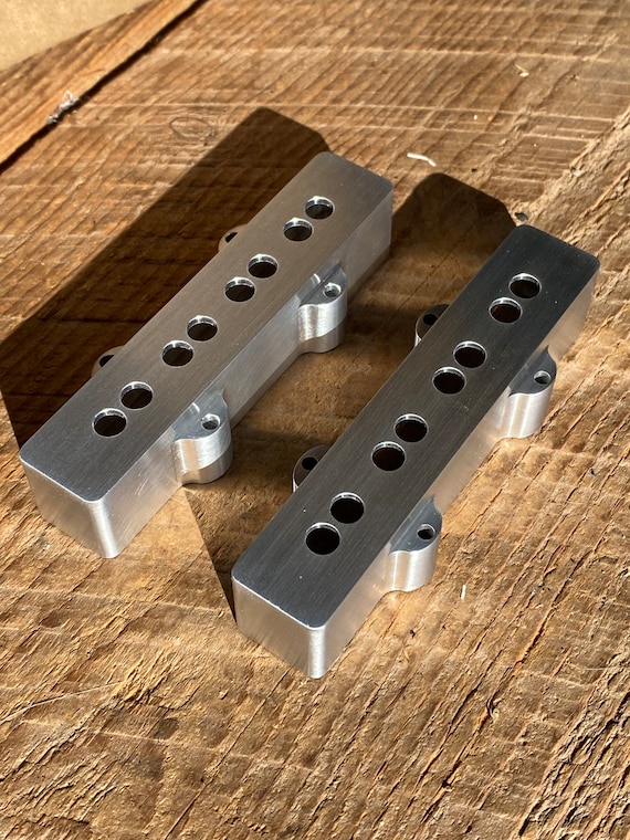 ジャズスタイル ベースピックアップカバー…CNC 加工アルミニウム…米国