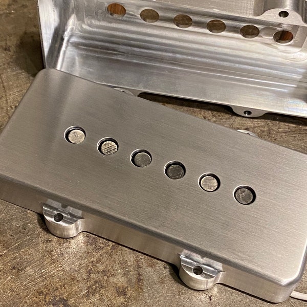 Couvercles de micros Jazzmaster en aluminium… usinés CNC… fabriqués aux États-Unis