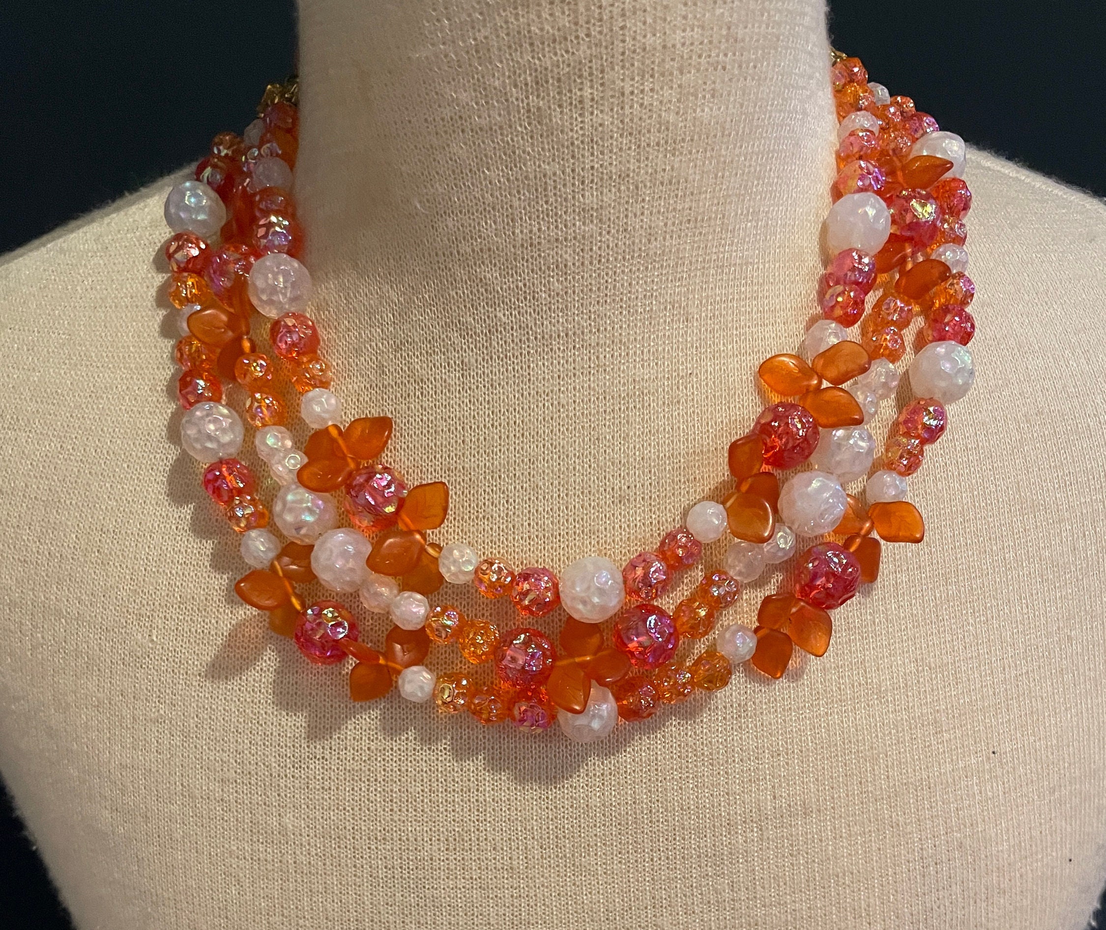 Schiaparelli necklace - Etsy 日本