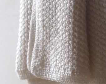 Textured Crochet Blanket Pattern - Soft & Cozy, Modern Design -  Linn