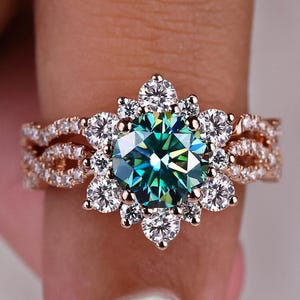 Teal Moissanite Engagement Ring Set, 2.27 TCW Round Brilliant Cut Moissanite Bridal Set, Vintage Halo Ring, Twisted Curved Matching Band