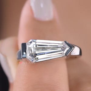 Anillo de compromiso antiguo de moissanita, solitario de moissanita en forma de escudo de 3,50 quilates, anillos East West para mujer, anillo de boda único, regalos