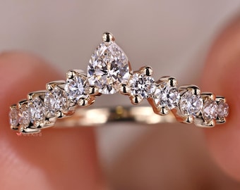 Curved Lab Grown Diamond Band: Pear & Round Cut Chevron Ring