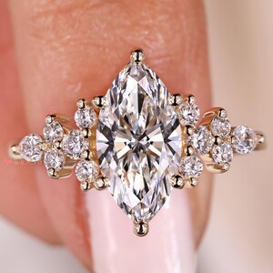 Marquise geslepen ring op de natuur geïnspireerd, in het laboratorium gekweekte diamanten verlovingsring, diamantmuze aan de zijkant, gepersonaliseerde sieraden - met IGI-certificaat