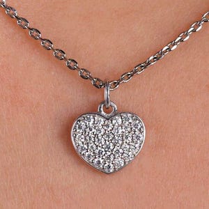 Hartvorm bruiloft hanger, ronde delicate moissaniet hanger, minimalistische hanger voor vrouwen, cadeau voor vrouw, effen wit/geel/roségoud