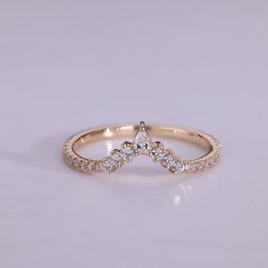 natural diamond band in 14kt solid yellow gold