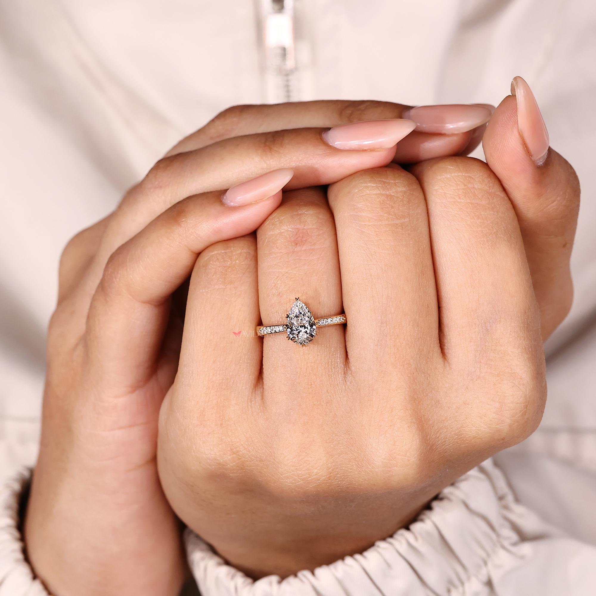 Pear Cut Diamond Engagement Ring for Women, IGI Certified Lab Diamond ...