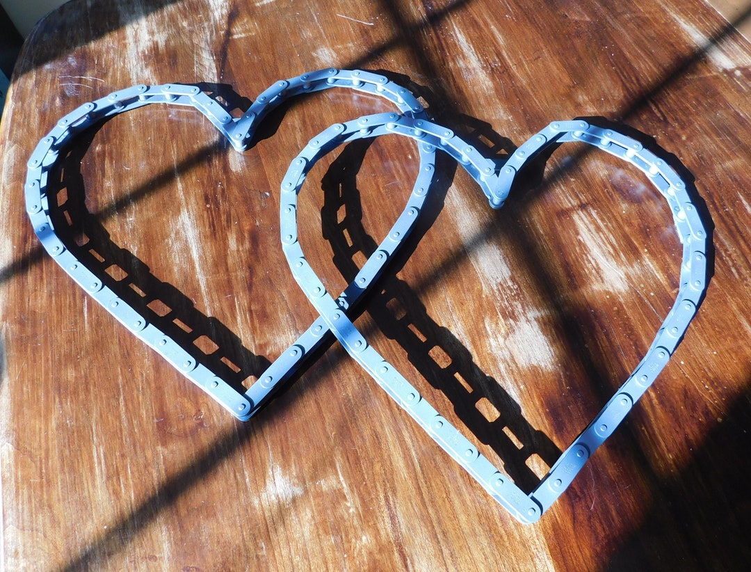 2 Large Industrial Chain Hearts Recycled Chain Art Machine Etsy