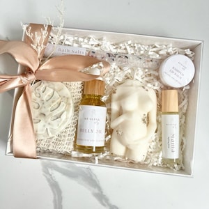 Pregnancy Gift Mum to be pregnant candle belly oil gift box goat milk soap pregnancy bath salts essential oil rollerblend