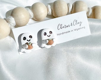 Ghost holding pumpkin earrings cute ghosts pumpkin earrings halloween fall earrings for teachers hypoallergenic cute halloween jewelry