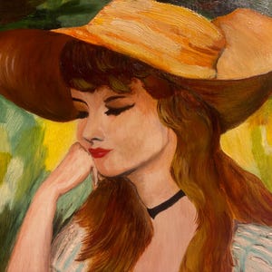 Puede incluir: Una pintura de una mujer con cabello largo y casta&ntilde;o que lleva un gran sombrero de paja de ala ancha con una cinta marr&oacute;n. Lleva una blusa blanca con un estampado azul claro. El fondo es un paisaje verde y amarillo borroso.