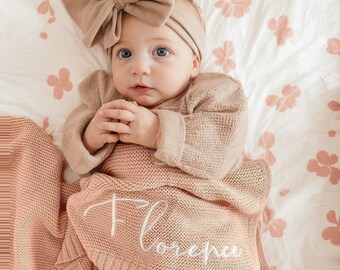 Custom Embroidered Baby Name Blanket, Personalized Baby Name Blanket, New born gift for new Mom, Baby boy and girl