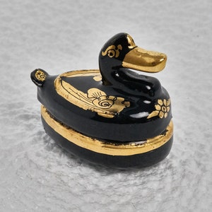 Burmese Lacquer Duck Vintage Box. Gilding by applying the Real Gold-Leaf. Gift for Her and for Him