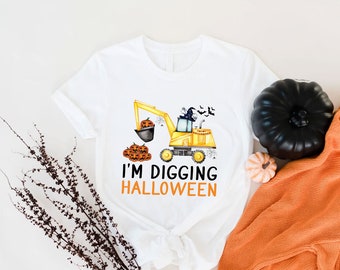 I'm Digging Halloween Pumpkin Face Tractor Toddler Kids Long Sleeve T-Shirt 