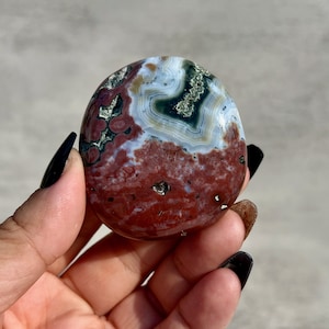 8th Vein Ocean Jasper Palmstone: Druzy Botryoidal Pockets, Madagascar