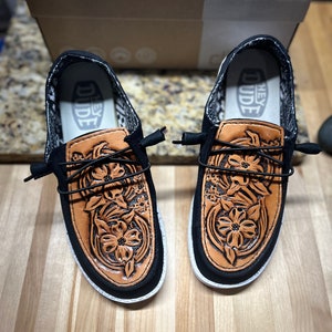 Tooled Leather Shoes-Women’s size 9