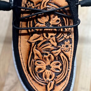 Tooled Leather Shoes-Women’s size 9 image 3