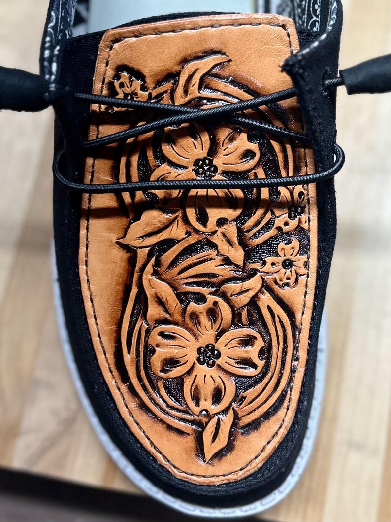 Tooled Leather Shoes-Women’s size 9 image 3