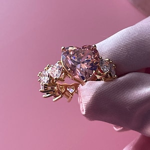Pink and White HEART ICY RING | Pink and White Heart Gold Ring | Heart Stone Ring | Statement Ring |Cubic Zirconia Heart Ring | Gift for her