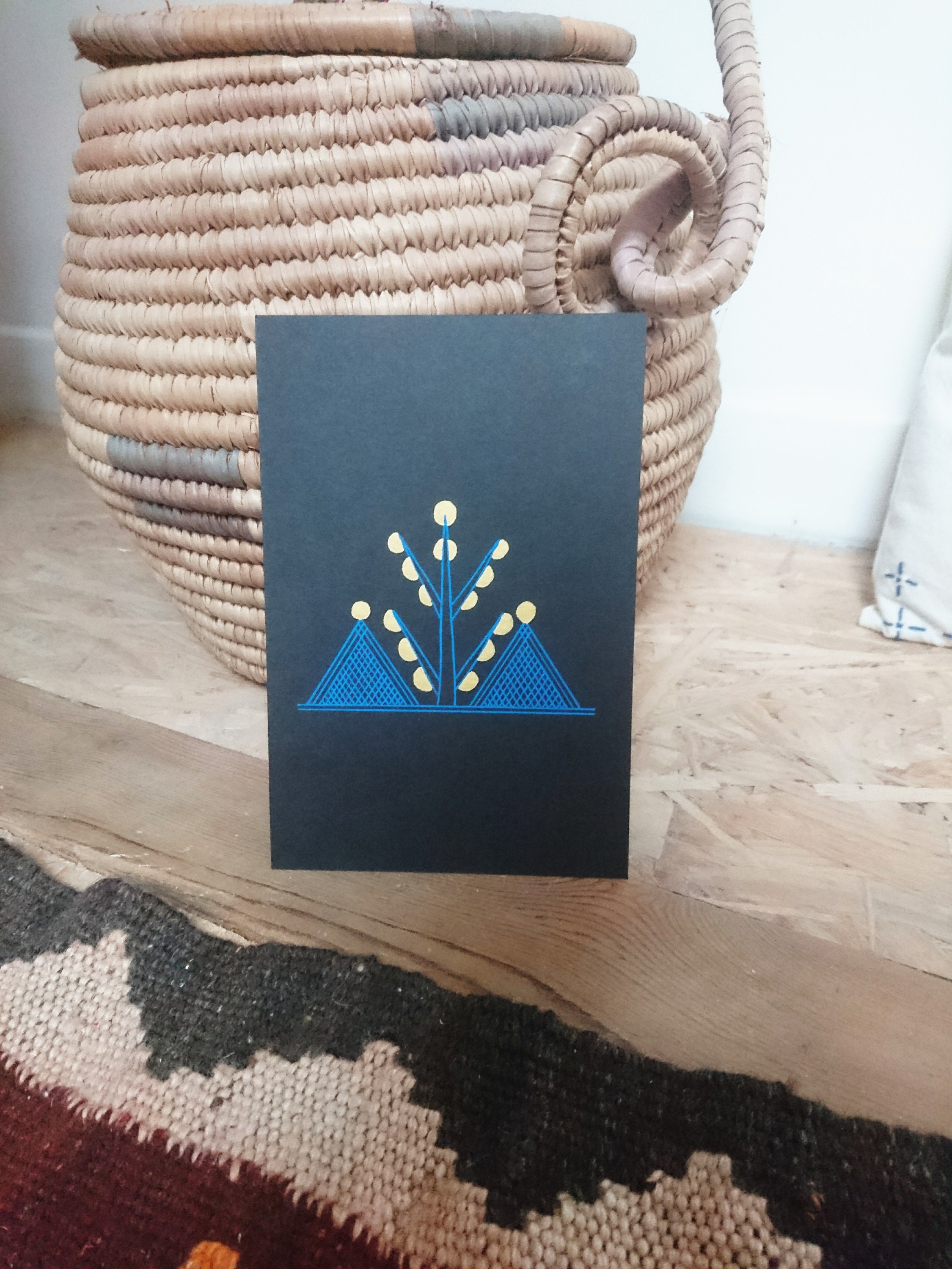 Illustration Fait-Main Illustrée Au Posca | Symbole de L'olivier Berbère Amazigh Fabrication Artisan