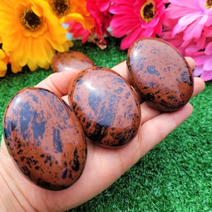 LAST CHANCE 40%OFF|Crystal Palm Stone Mahogany Obsidian Pocket Stone Power Stone Energy Booster Healing Crystals Worry Protection Stone