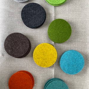 runde Filzuntersetzter in verschiedenen Farben Bild 4
