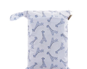 Wetbag - Blue Giraffe | 2 compartments | Washable diapers | Diaper bag | Waterproof